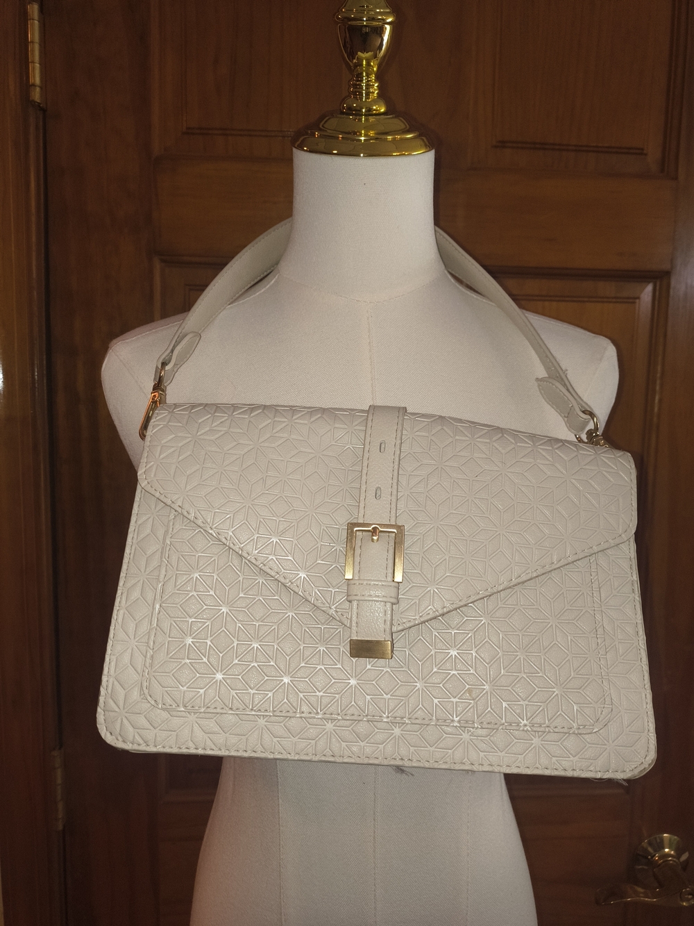 Elegant Cream Geometric-Embossed Shoulder Bag